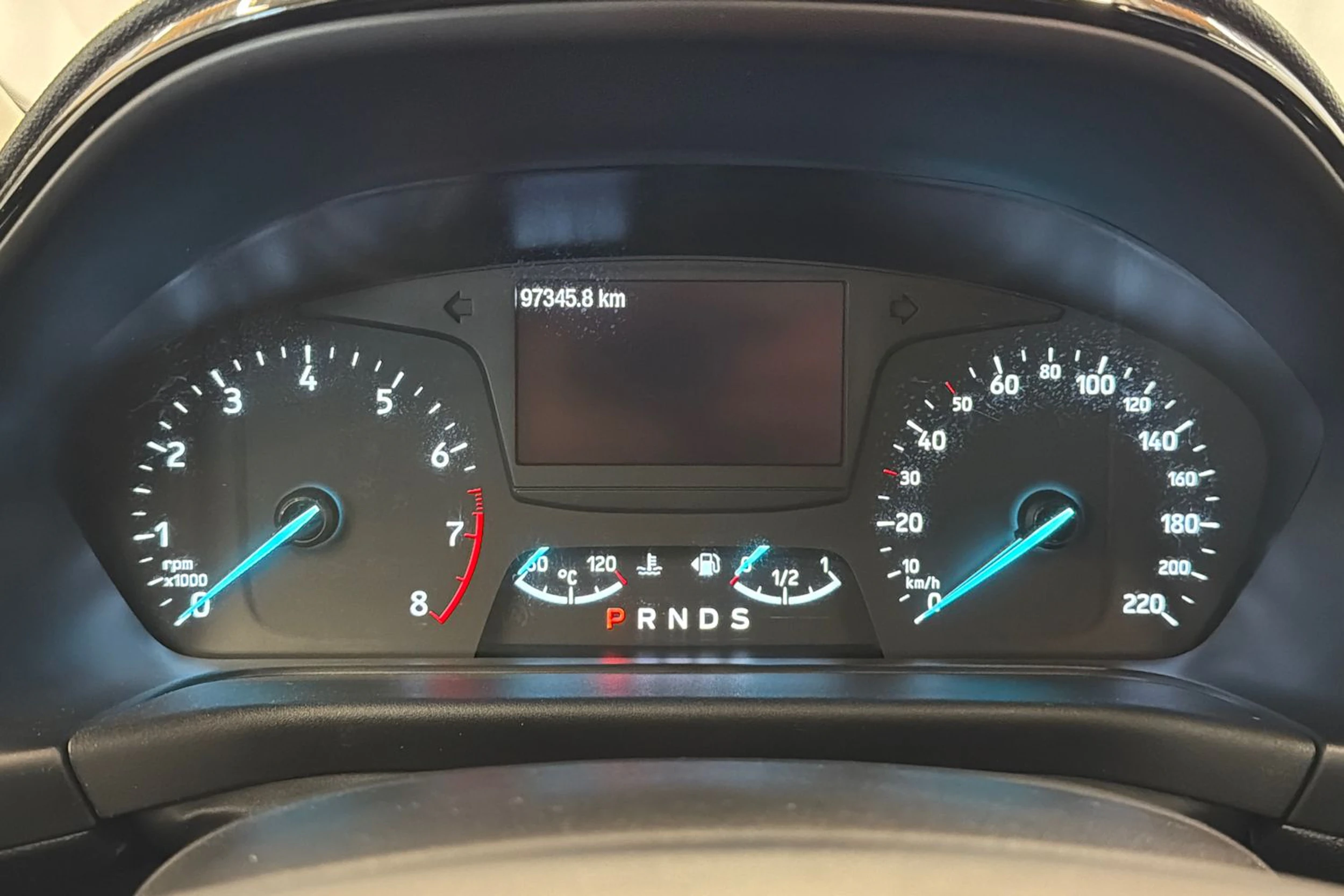 harmaa Ford Fiesta 2018 kuva 16.