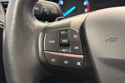 harmaa Ford Fiesta 2018 kuva 18.
