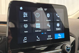 harmaa Ford Fiesta 2018 kuva 21.