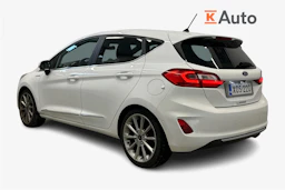 valkoinen Ford Fiesta 2018 kuva 2.