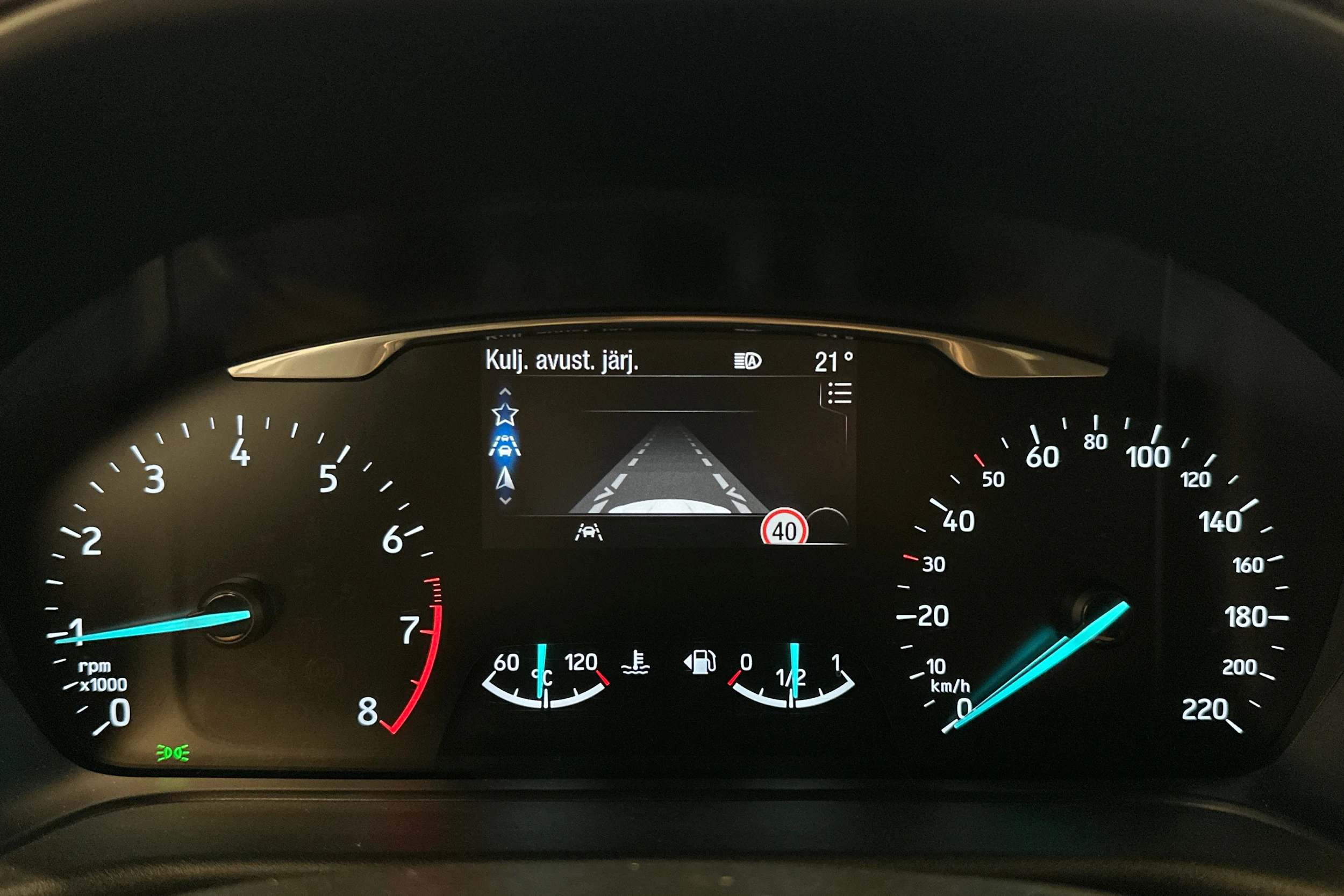 valkoinen Ford Fiesta 2018 kuva 15.