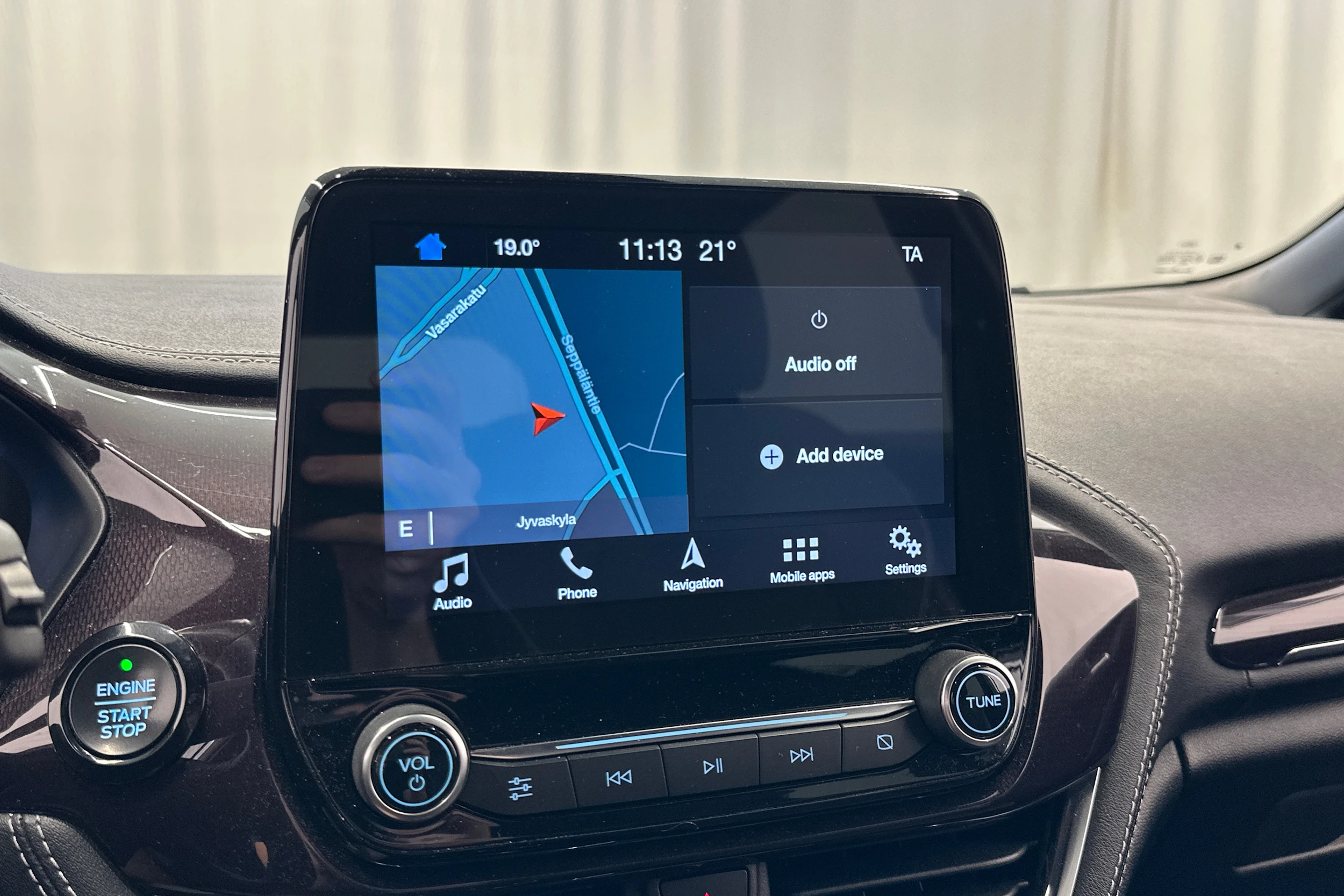 valkoinen Ford Fiesta 2018 kuva 19.