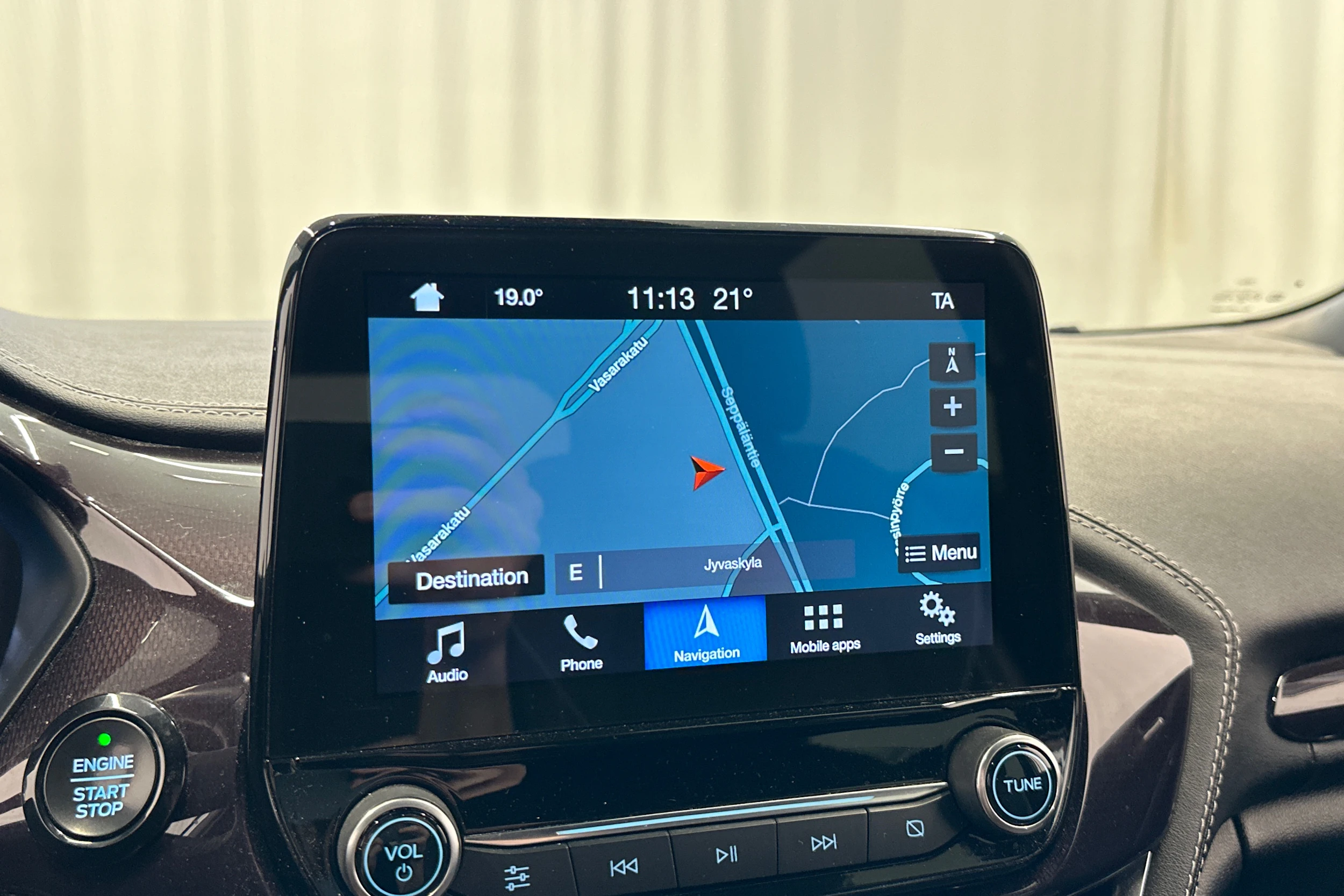 valkoinen Ford Fiesta 2018 kuva 20.