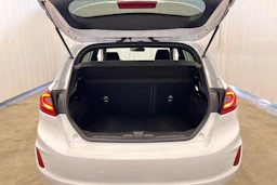 valkoinen Ford Fiesta 2018 kuva 25.