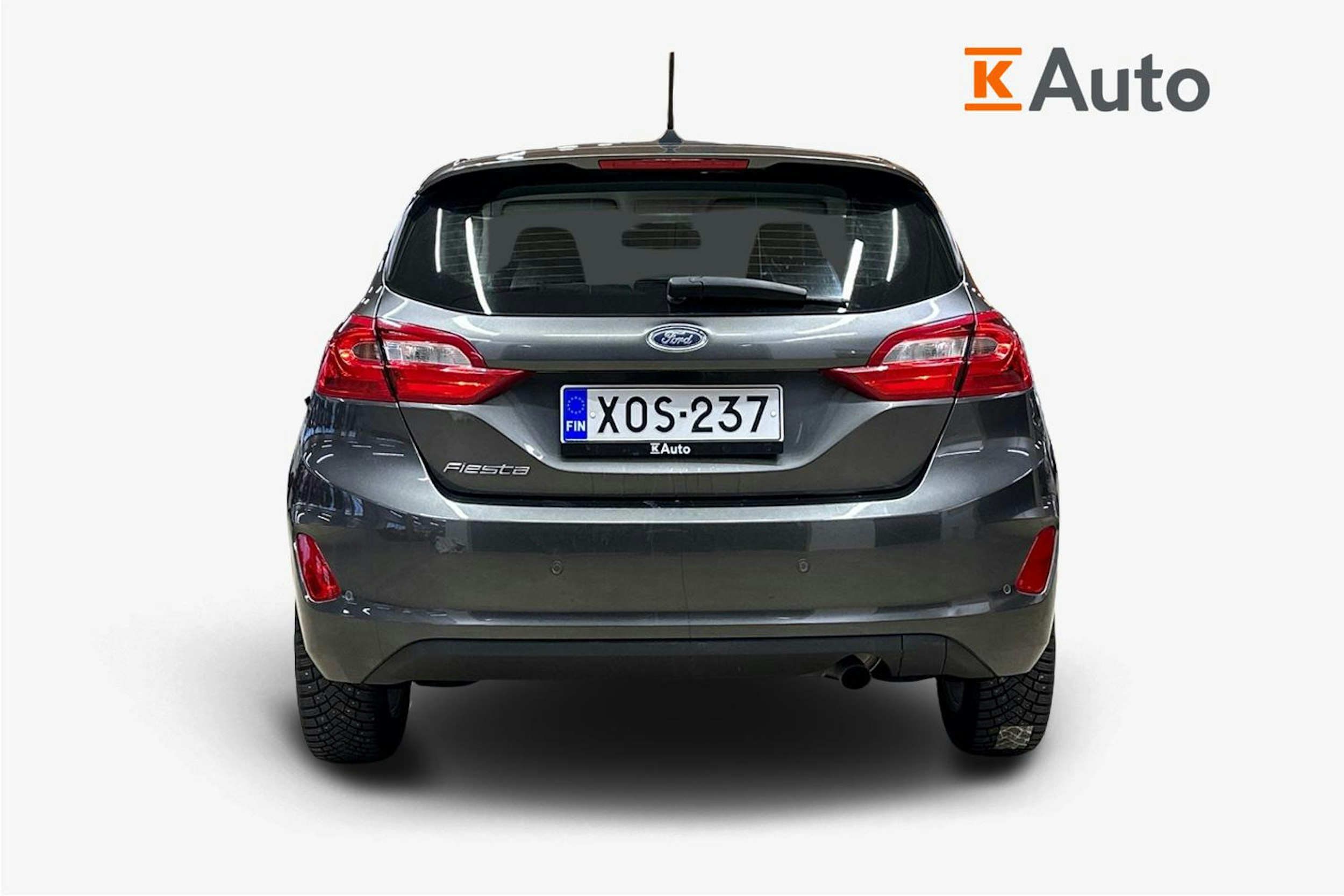 harmaa Ford Fiesta 2018 kuva 3.