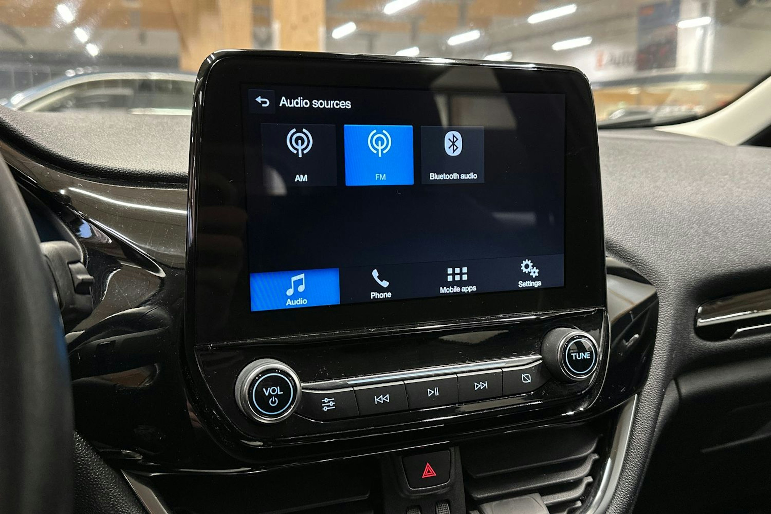 harmaa Ford Fiesta 2018 kuva 19.