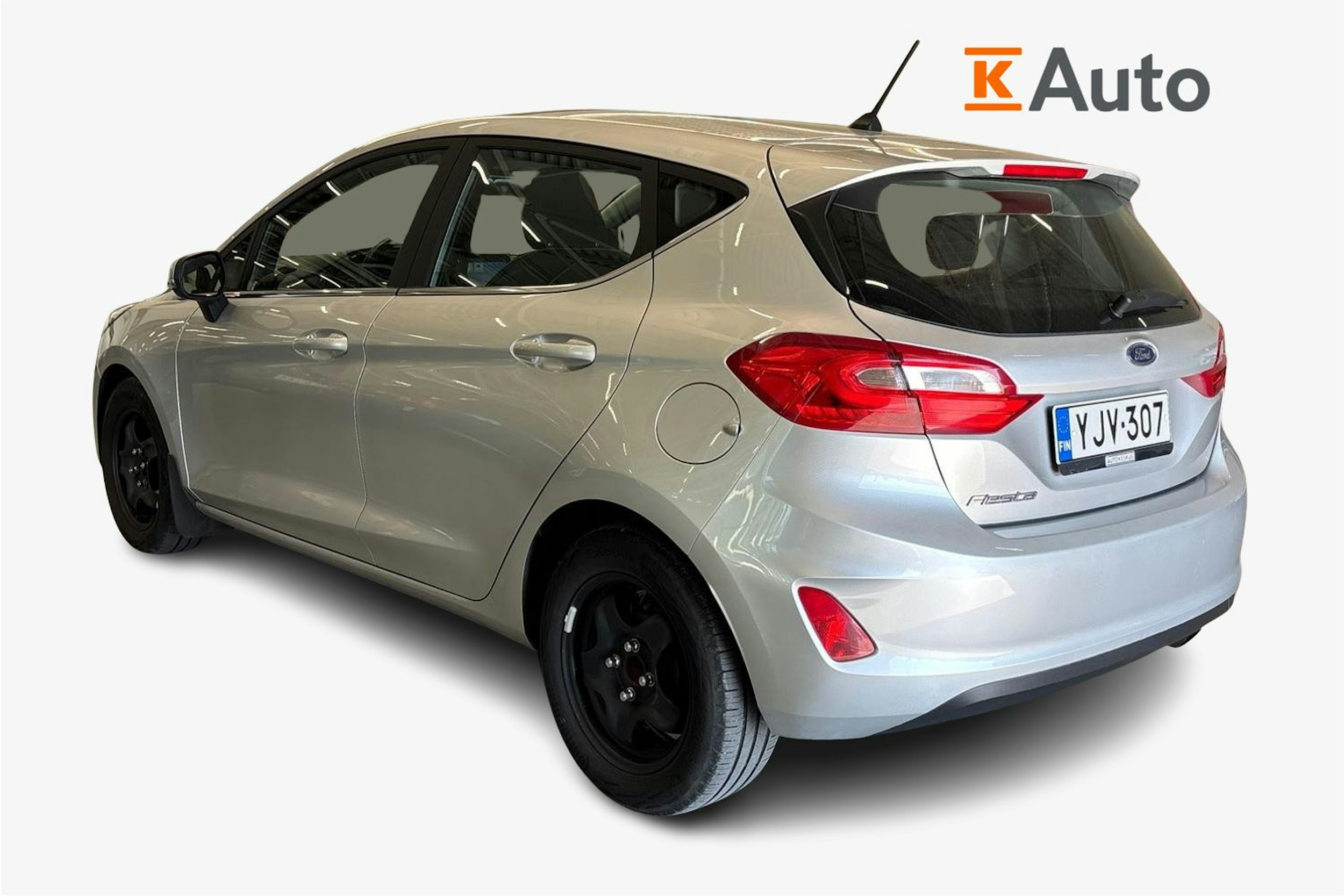 harmaa Ford Fiesta 2018 kuva 2.