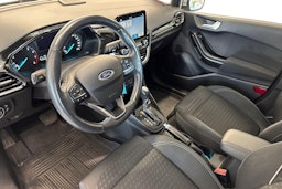 harmaa Ford Fiesta 2018 kuva 3.