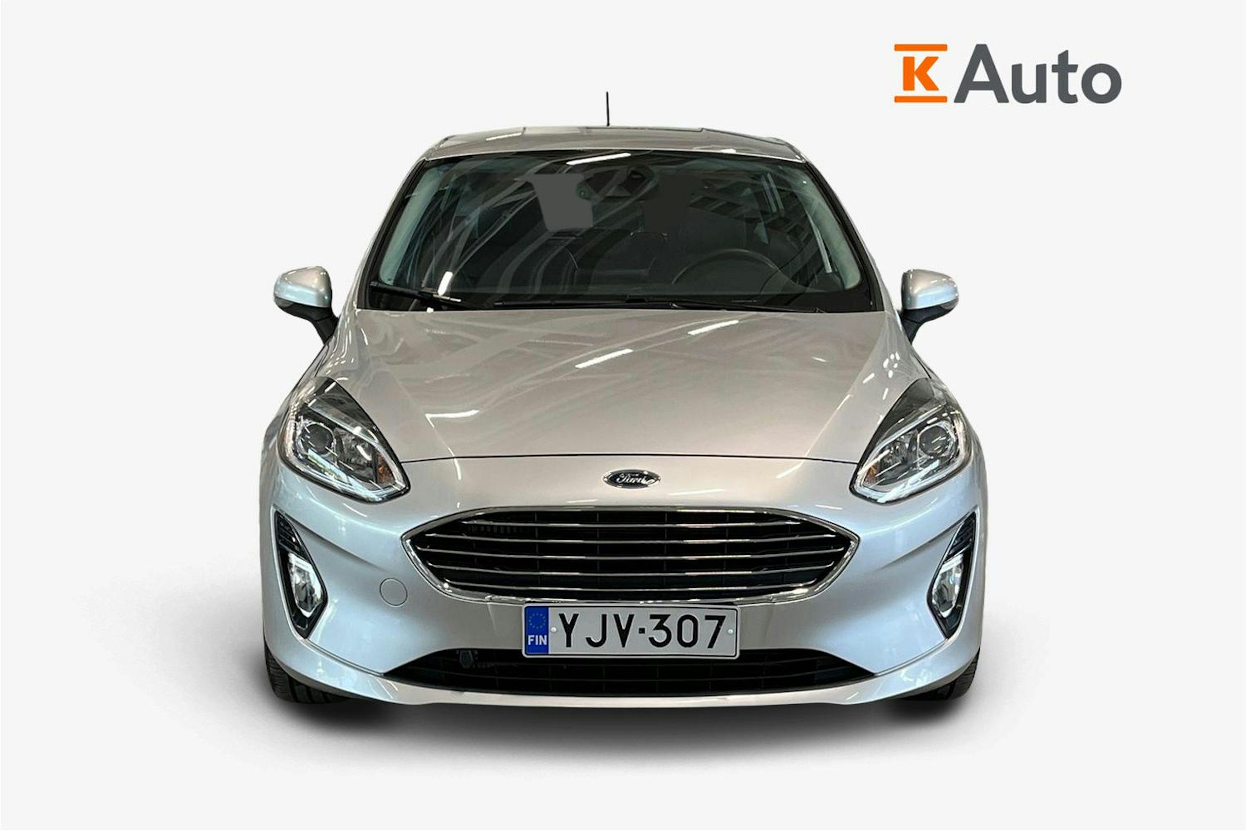harmaa Ford Fiesta 2018 kuva 4.