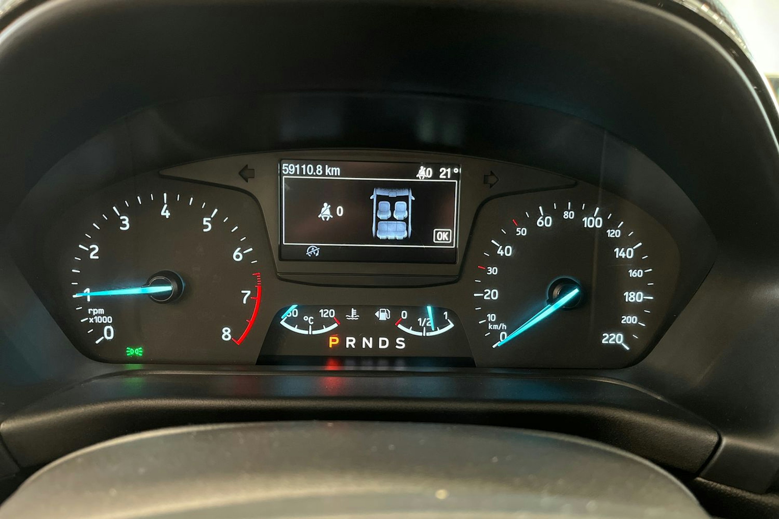 harmaa Ford Fiesta 2018 kuva 14.