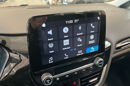harmaa Ford Fiesta 2018 kuva 17.