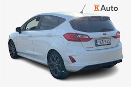 valkoinen Ford Fiesta 2018 kuva 2.