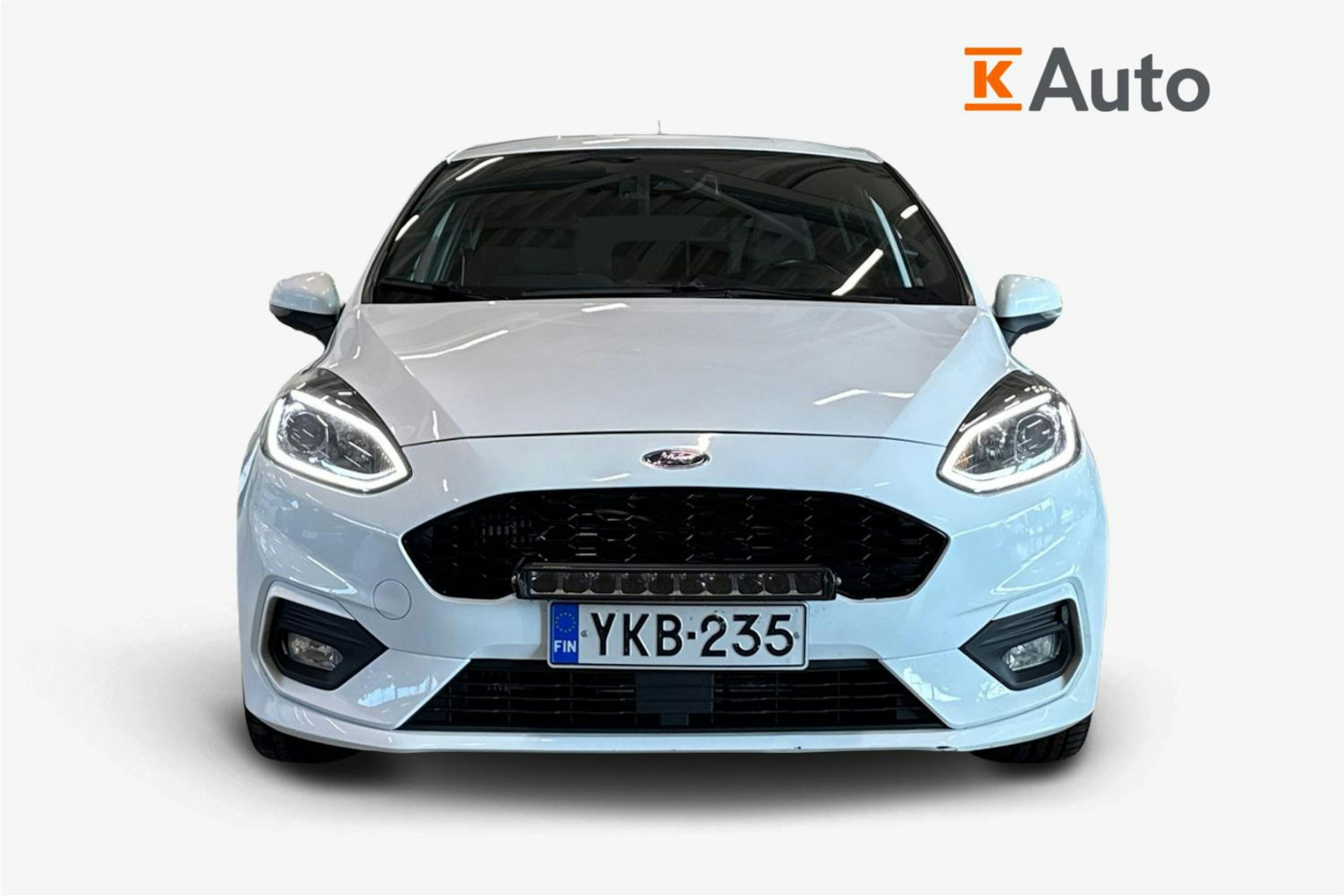 valkoinen Ford Fiesta 2018 kuva 5.