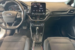 valkoinen Ford Fiesta 2018 kuva 9.