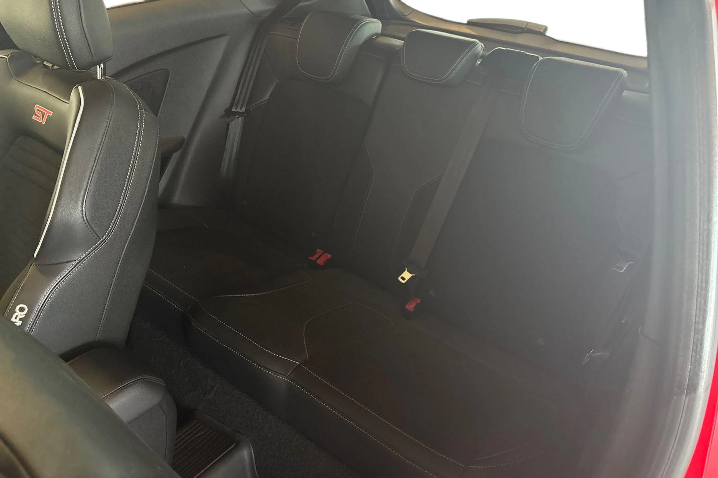 Punainen Ford FIESTA 2018 kuva 11.
