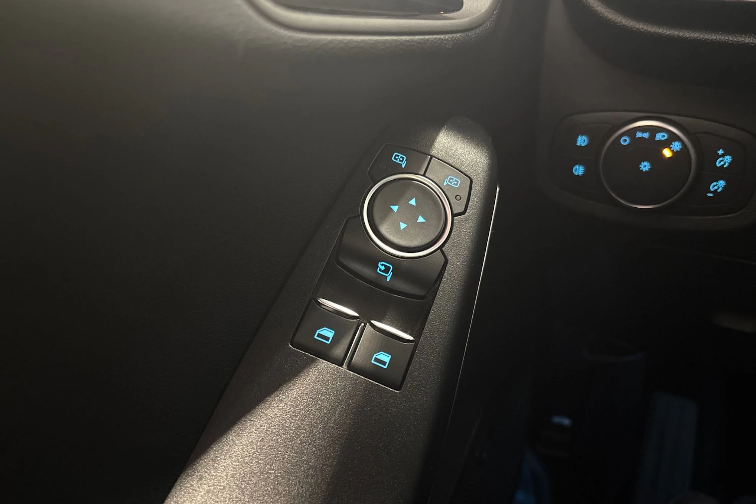 Punainen Ford FIESTA 2018 kuva 16.