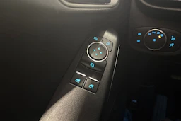 Punainen Ford FIESTA 2018 kuva 16.