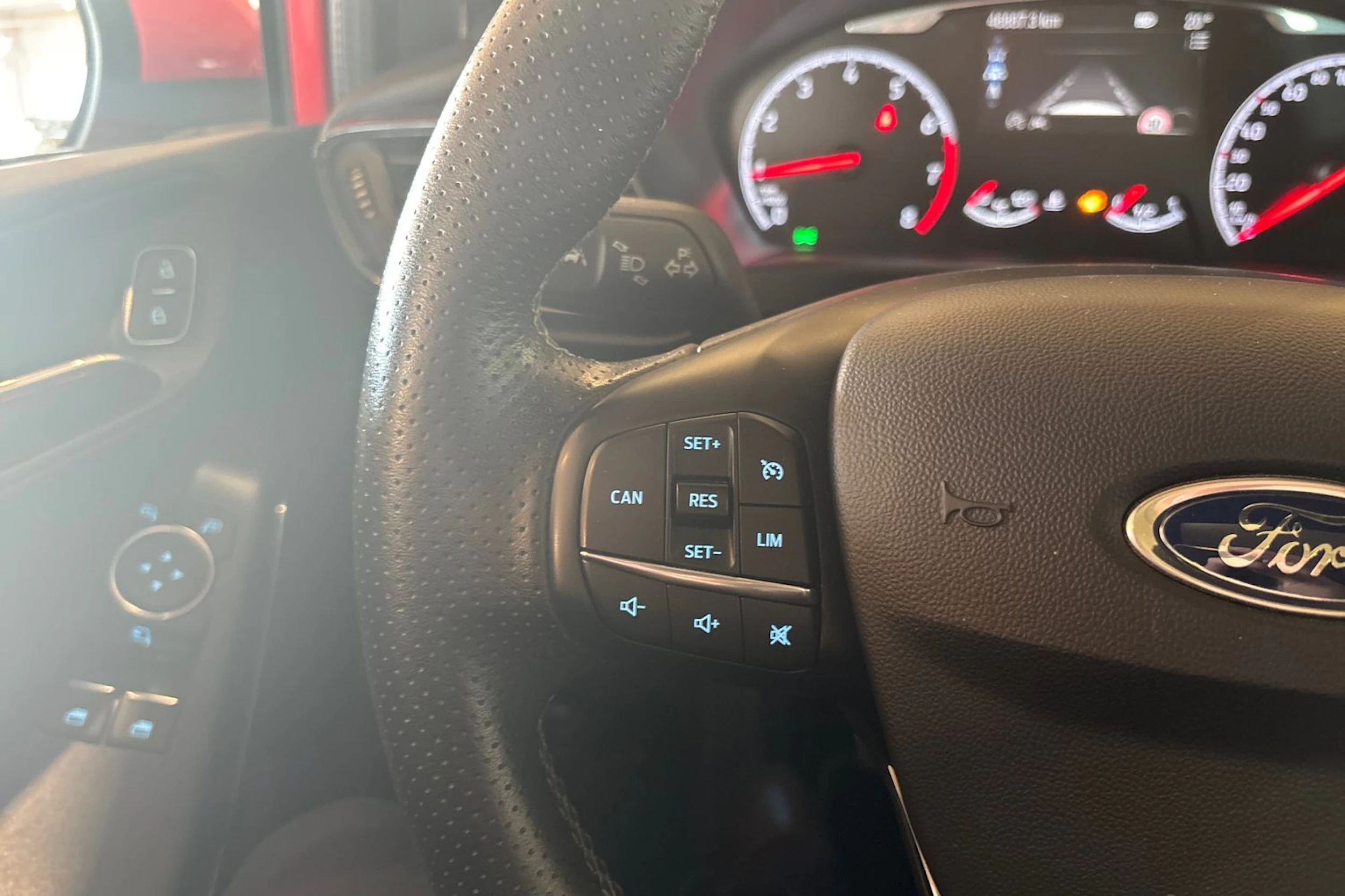 Punainen Ford FIESTA 2018 kuva 18.