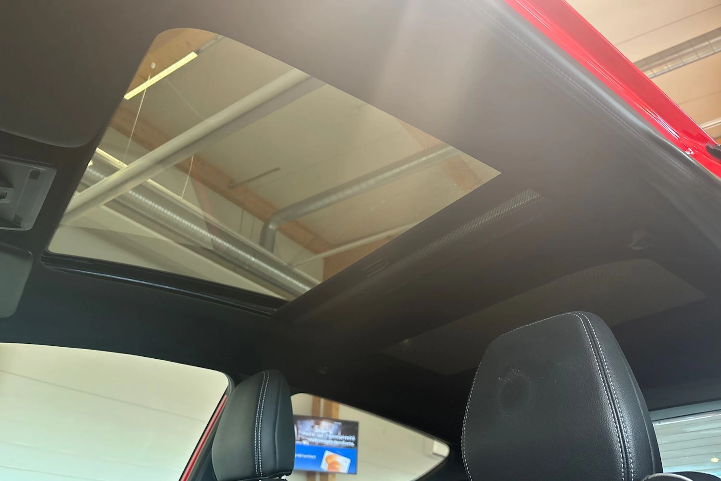 Punainen Ford FIESTA 2018 kuva 28.