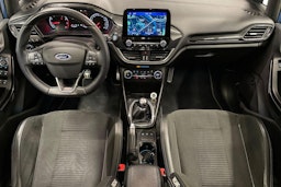 sininen Ford Fiesta 2019 kuva 9.