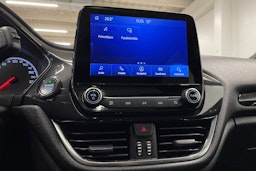 sininen Ford Fiesta 2019 kuva 21.
