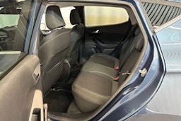 sininen Ford Fiesta 2019 kuva 13.