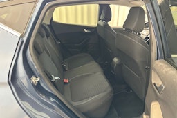 sininen Ford Fiesta 2019 kuva 15.