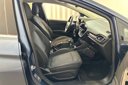 sininen Ford Fiesta 2019 kuva 16.