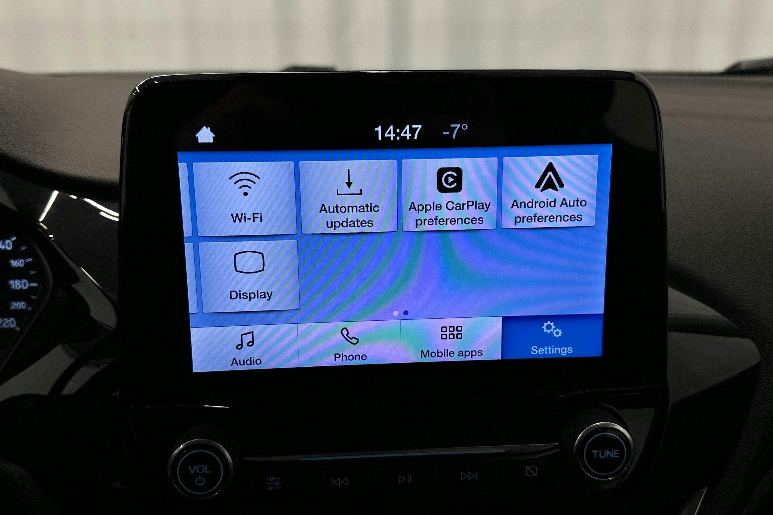 met. harmaa Ford Fiesta 2019 kuva 23.