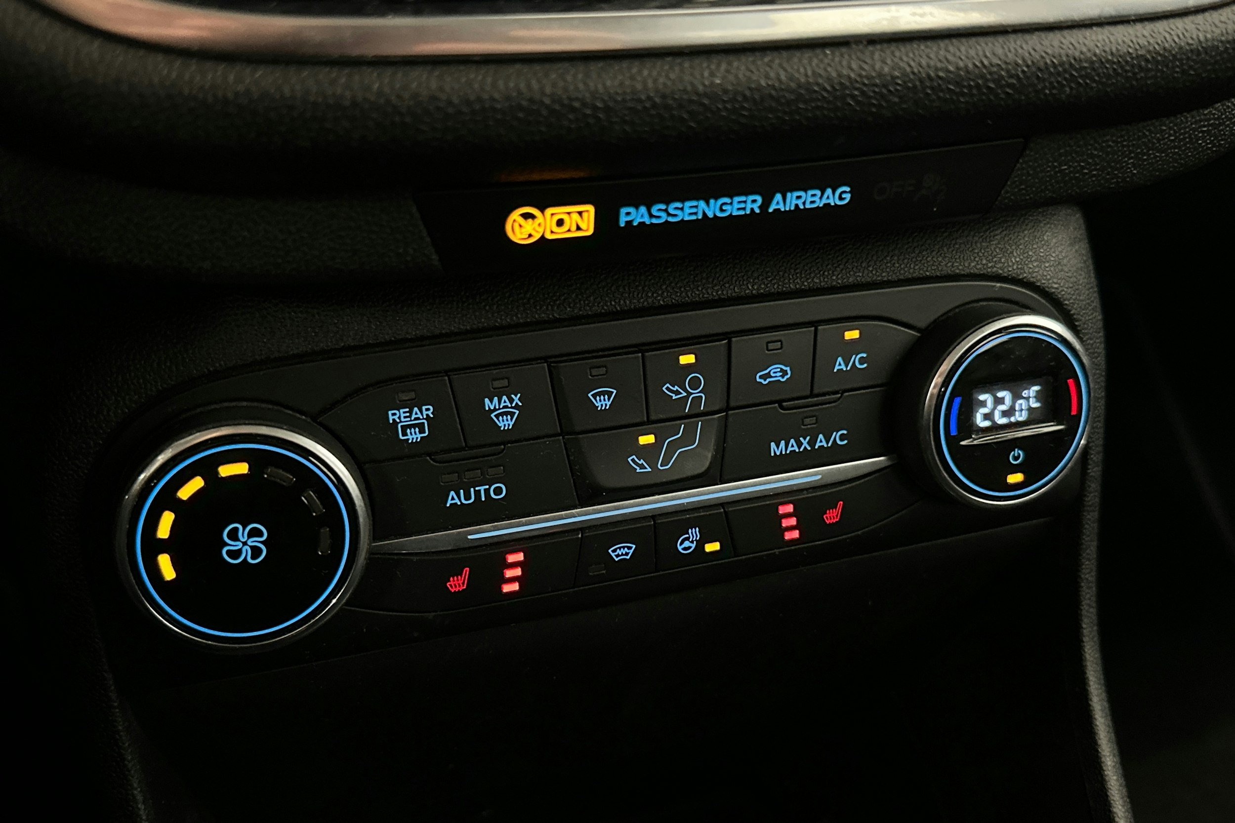 met. harmaa Ford Fiesta 2019 kuva 24.