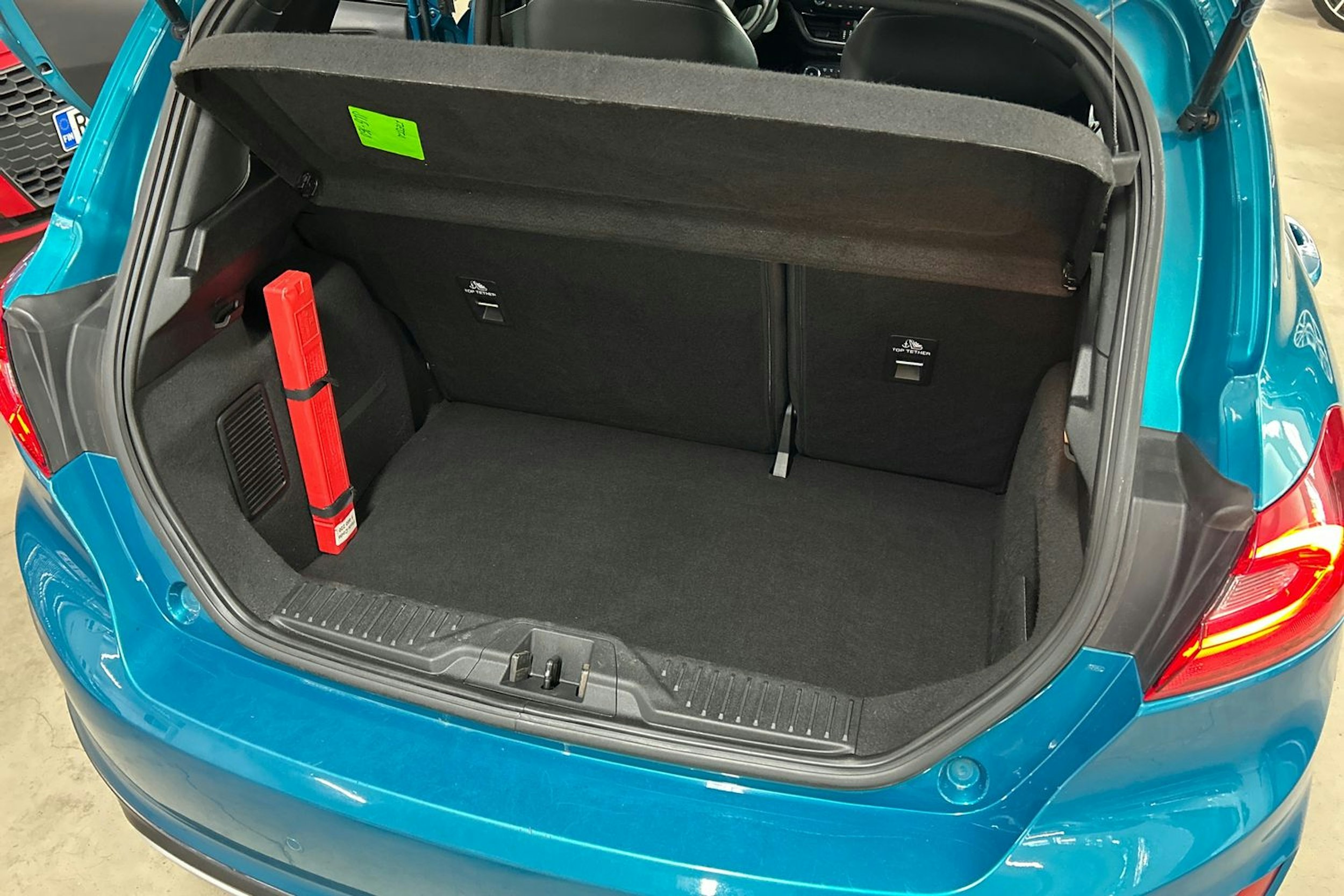 Sininen Ford Fiesta 2019 kuva 11.
