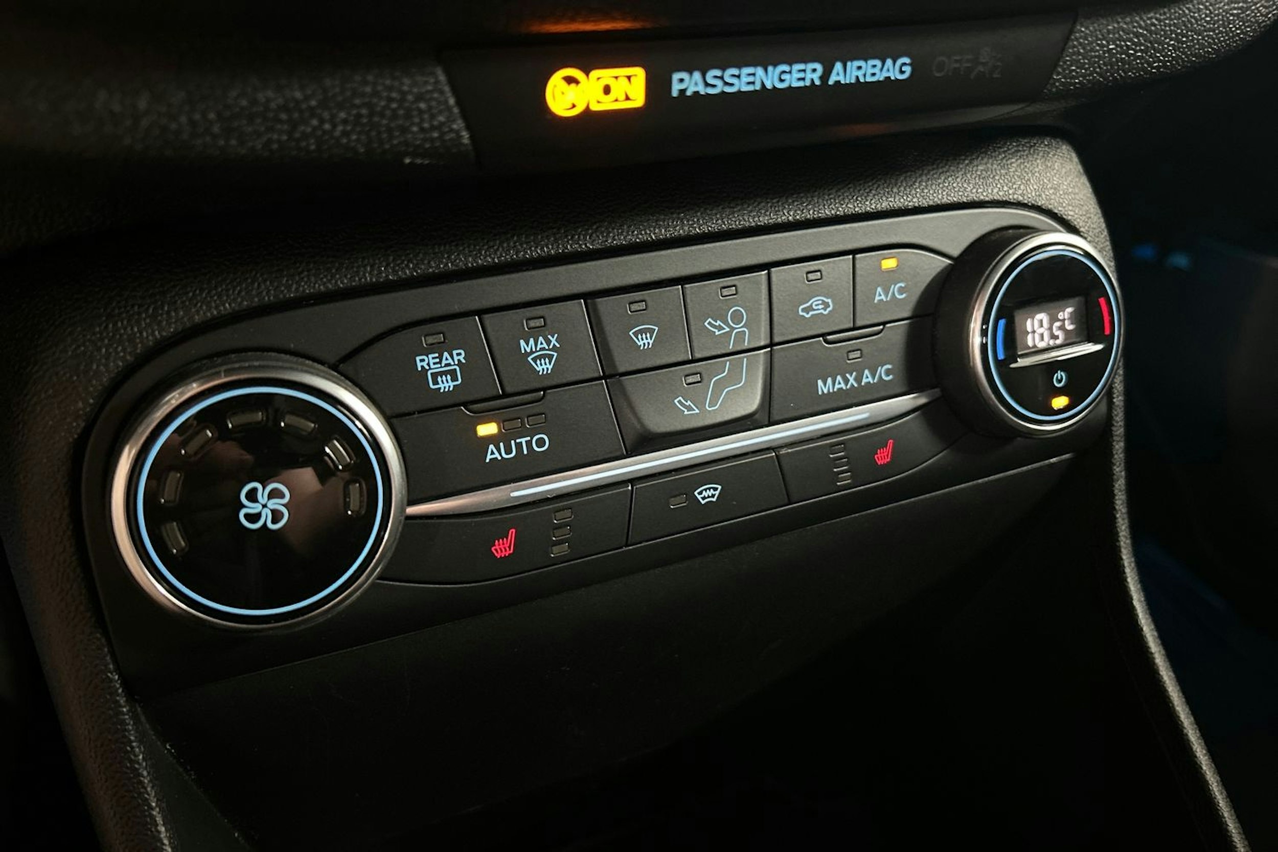 Sininen Ford Fiesta 2019 kuva 19.