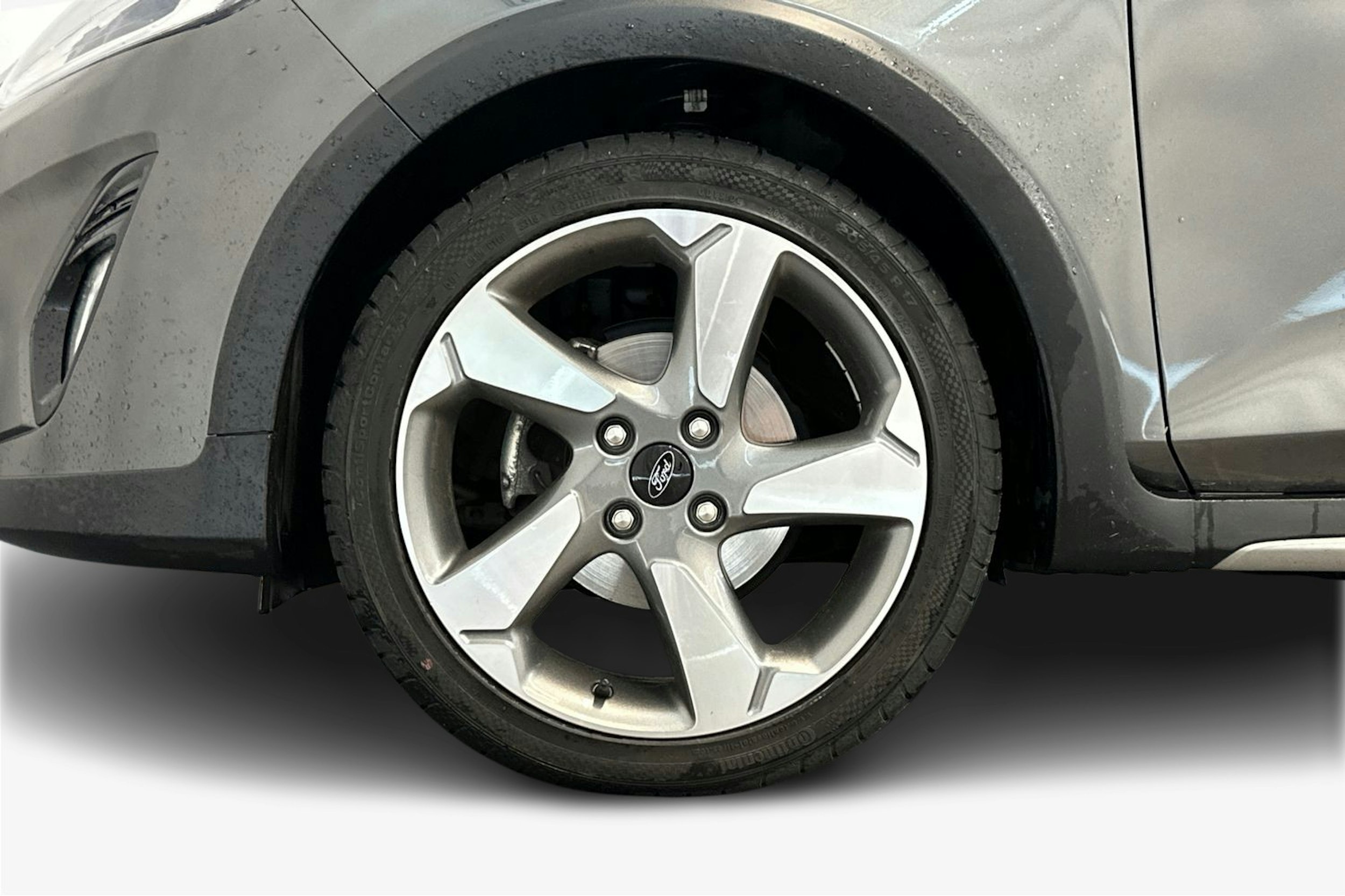 Harmaa Ford FIESTA 2019 kuva 11.