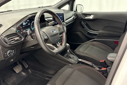 valkoinen Ford Fiesta 2019 kuva 6.