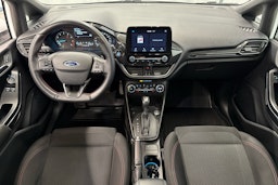 valkoinen Ford Fiesta 2019 kuva 7.