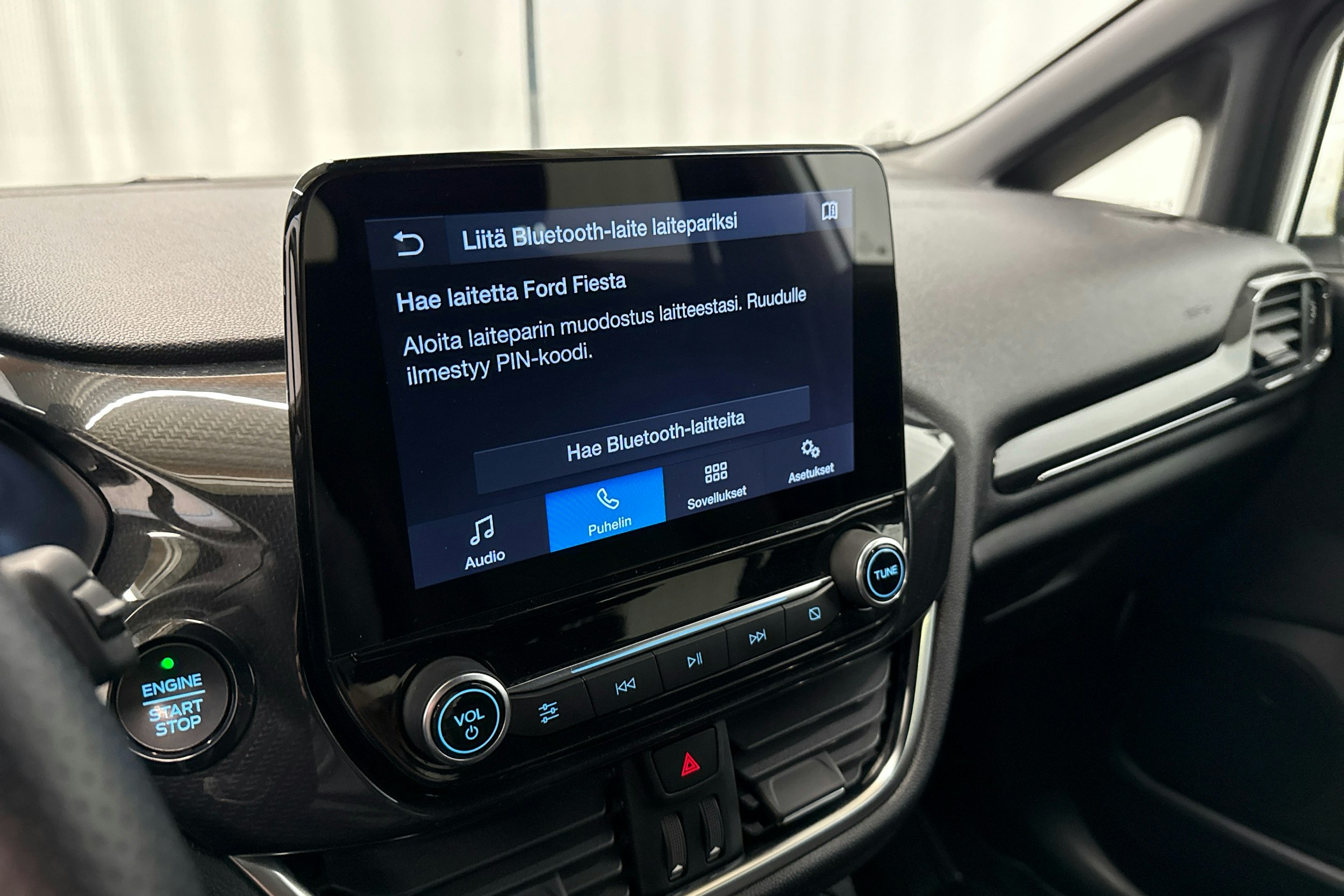 valkoinen Ford Fiesta 2019 kuva 22.