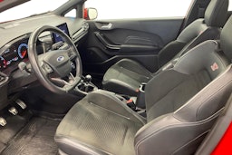 Punainen Ford FIESTA 2019 kuva 6.