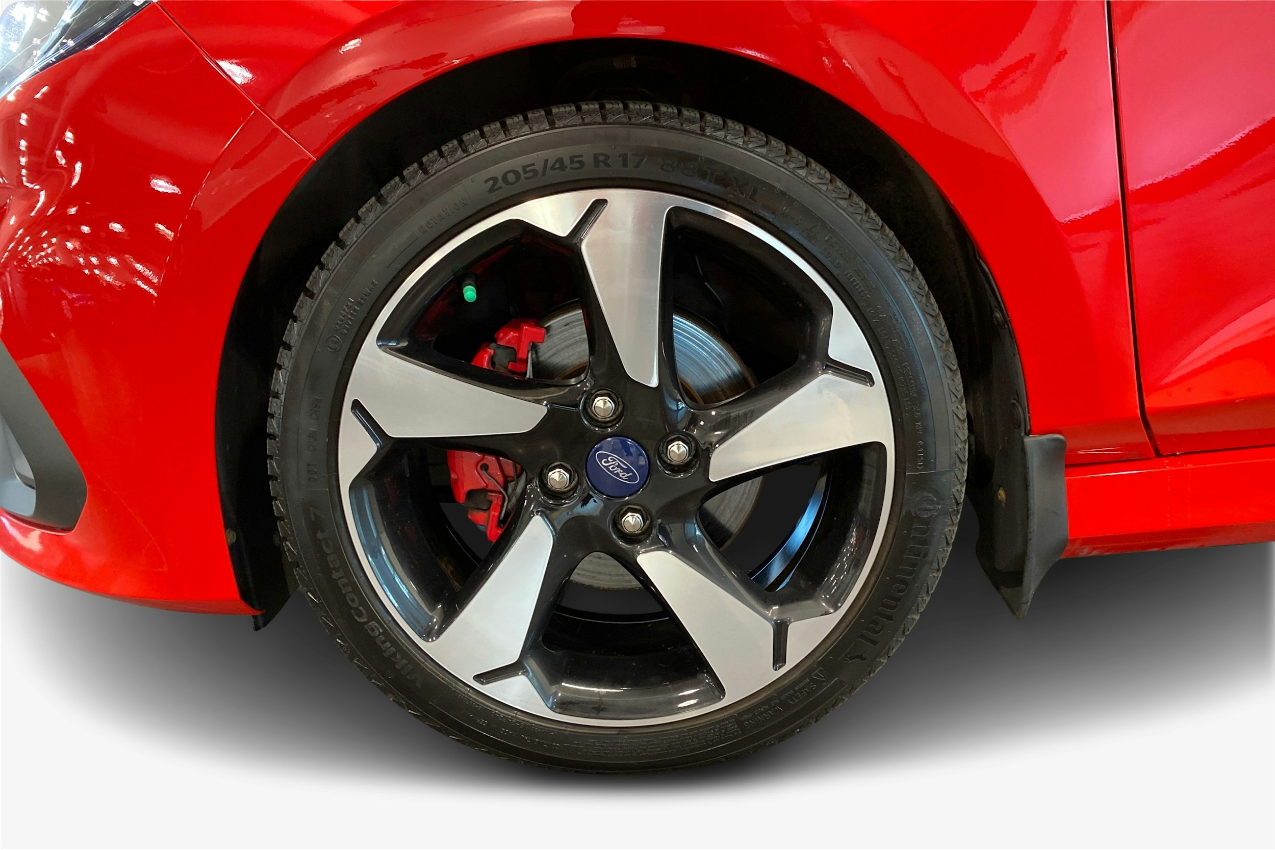 Punainen Ford FIESTA 2019 kuva 9.
