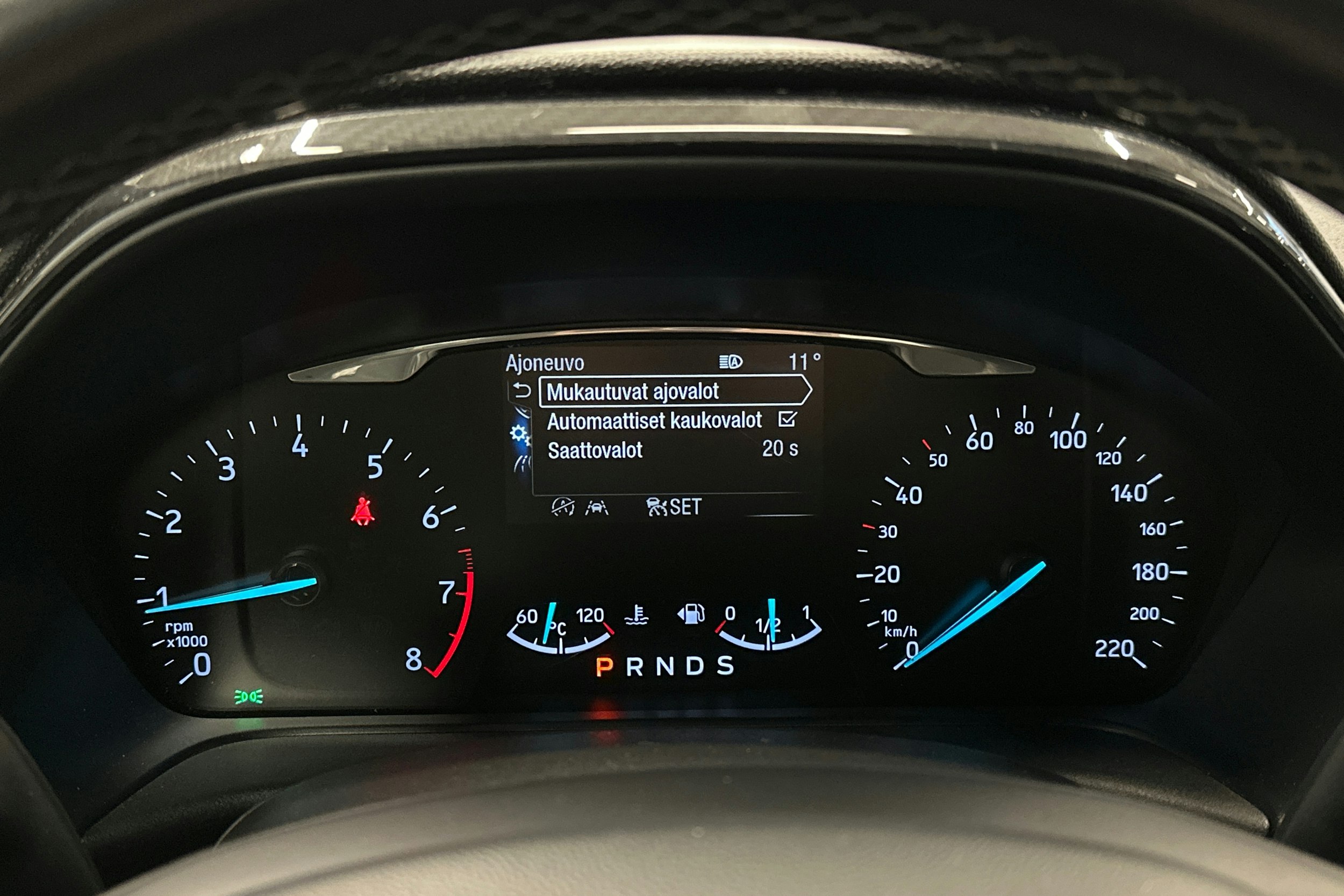 keltainen Ford Fiesta 2019 kuva 23.