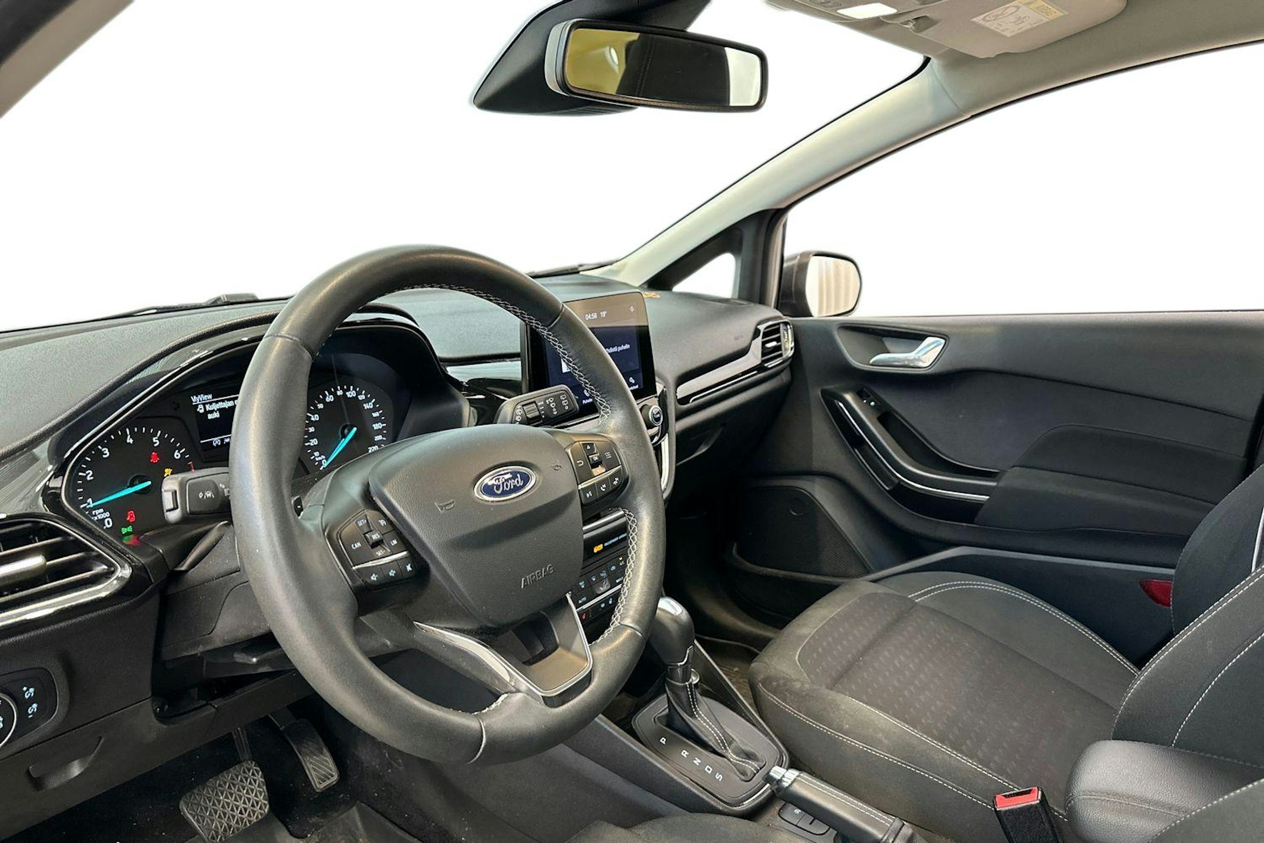 harmaa Ford Fiesta 2019 kuva 3.