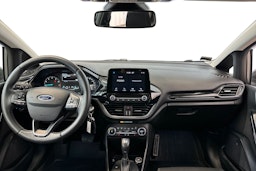 harmaa Ford Fiesta 2019 kuva 7.