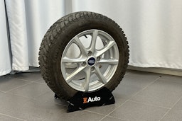 harmaa Ford Fiesta 2019 kuva 11.