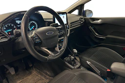 sininen metalliväri Ford Fiesta 2019 kuva 3.