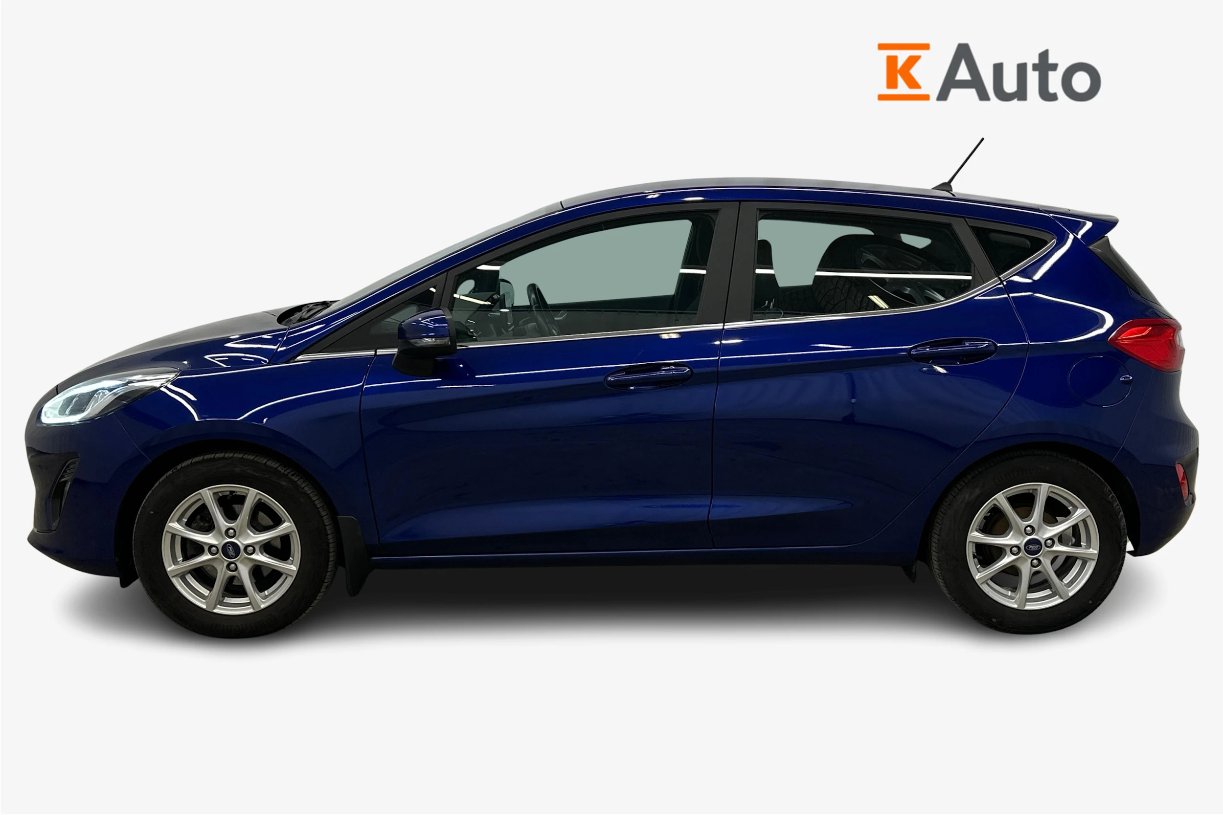 sininen metalliväri Ford Fiesta 2019 kuva 7.