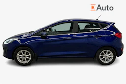 sininen metalliväri Ford Fiesta 2019 kuva 7.