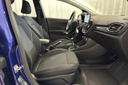 sininen metalliväri Ford Fiesta 2019 kuva 13.