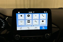 sininen metalliväri Ford Fiesta 2019 kuva 24.
