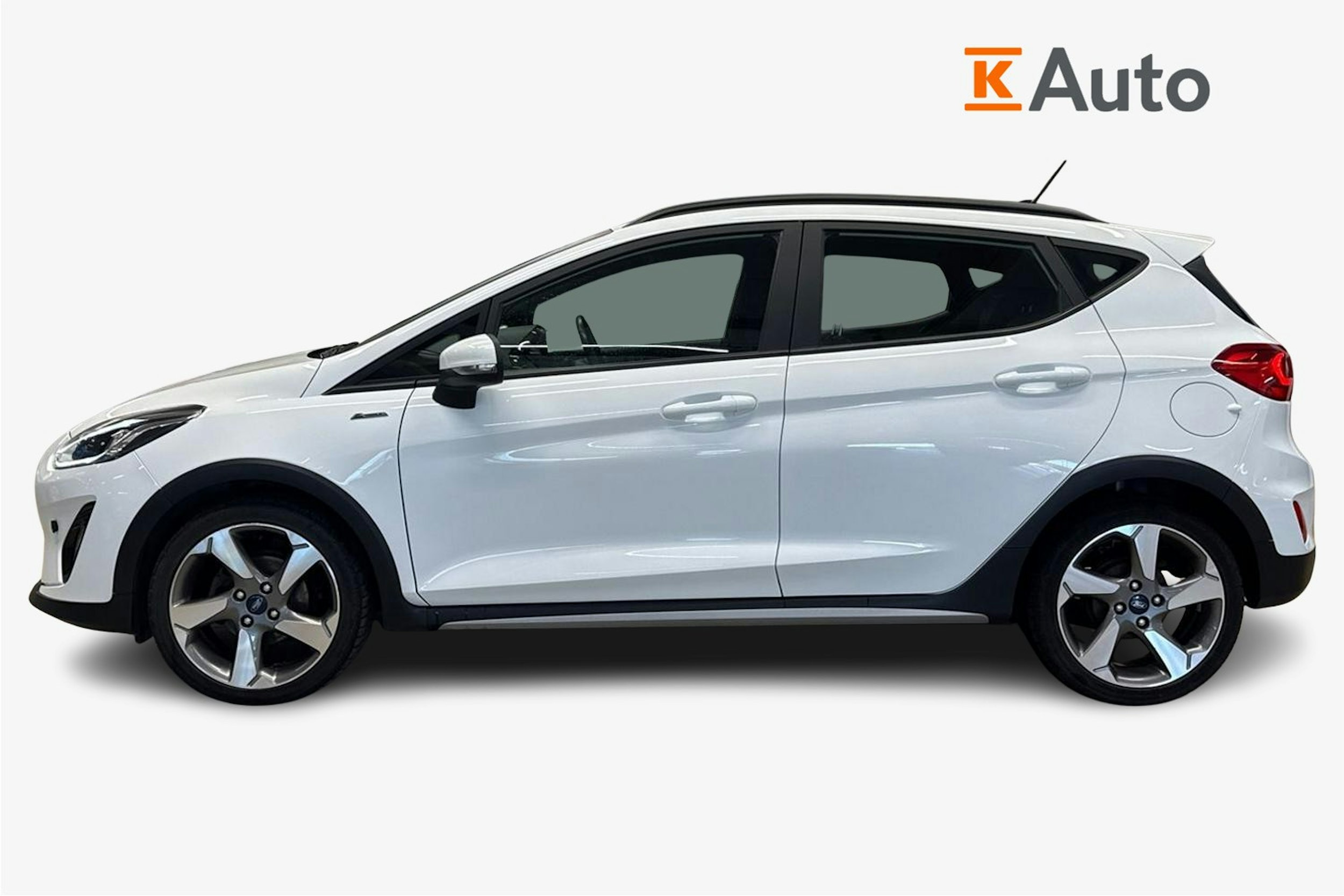 valkoinen Ford Fiesta 2019 kuva 6.