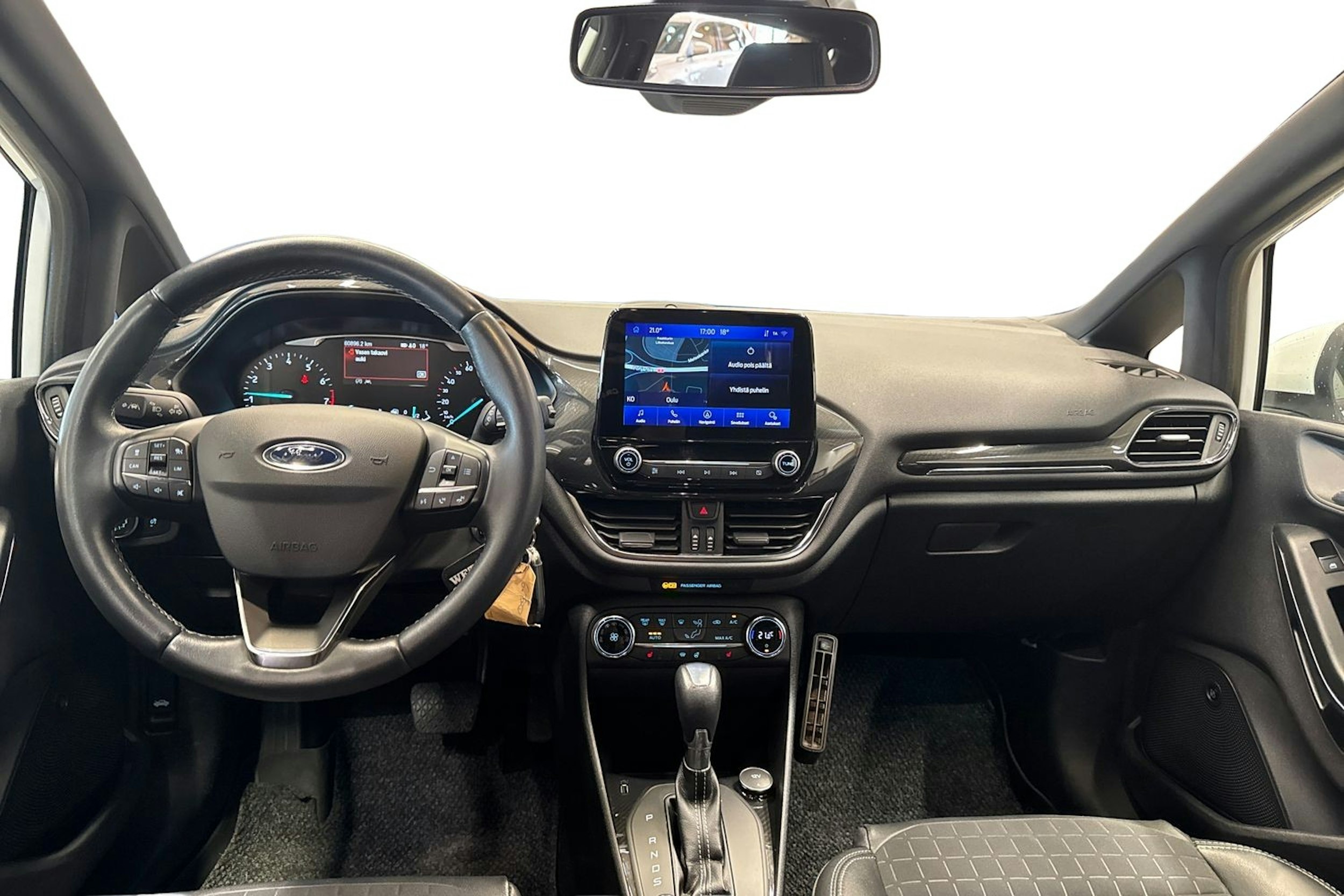 valkoinen Ford Fiesta 2019 kuva 9.