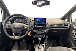 valkoinen Ford Fiesta 2019 kuva 9.